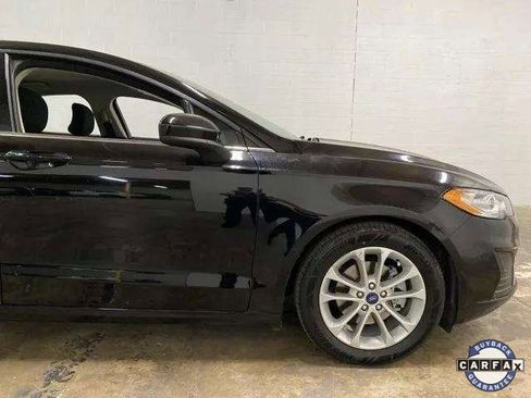 Used 2019 Ford Fusion SE image 86