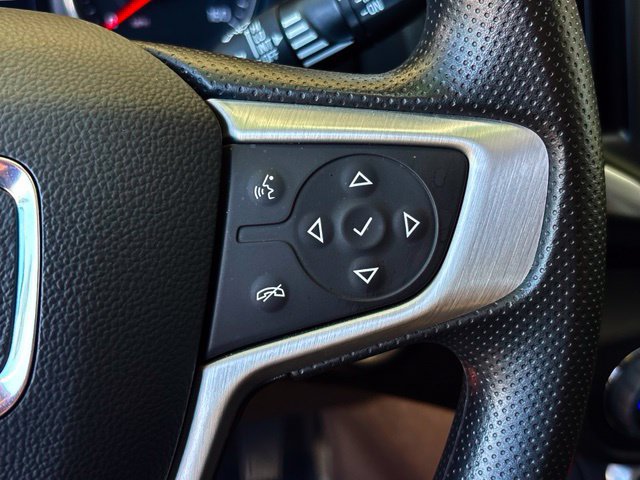 Used 2024 GMC Terrain SLE w/ Driver Convenience Package FWD image 19