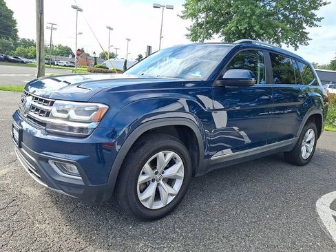 Used 2018 Volkswagen Atlas SEL AWD/4WD image 3