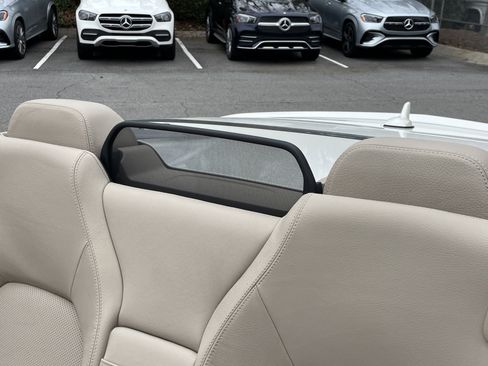 Used 2017 Mercedes-Benz E 400 Cabriolet image 53