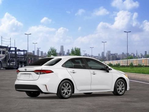 New 2026 Toyota Corolla LE FWD image 10