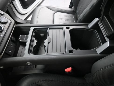 Used 2021 Land Rover Defender 110 S image 29