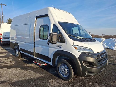 New 2024 RAM ProMaster 3500 w/ Delivery Van Package image 1
