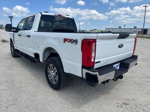 Used 2025 Ford F250 XLT w/ FX4 Off-Road Package AWD/4WD image 4