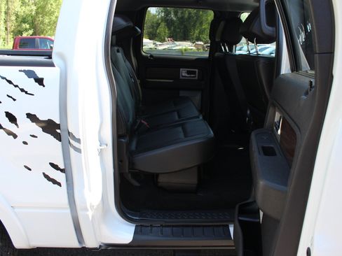 Used 2014 Ford F150 Lariat w/ Equipment Group 502A Luxury AWD/4WD image 34