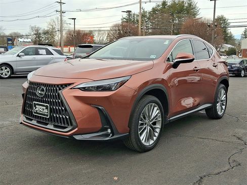 Used 2025 Lexus NX 350 AWD w/ Premium Package image 3