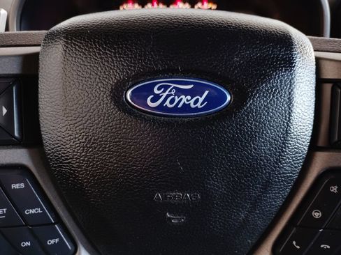 Used 2018 Ford F150 Raptor w/ Equipment Group 801A Mid AWD/4WD image 25
