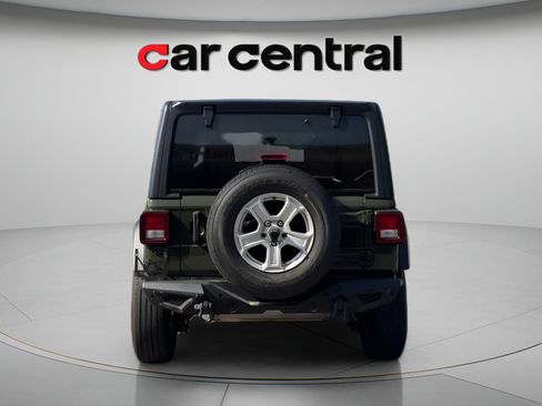 Used 2021 Jeep Wrangler Sport AWD/4WD image 6