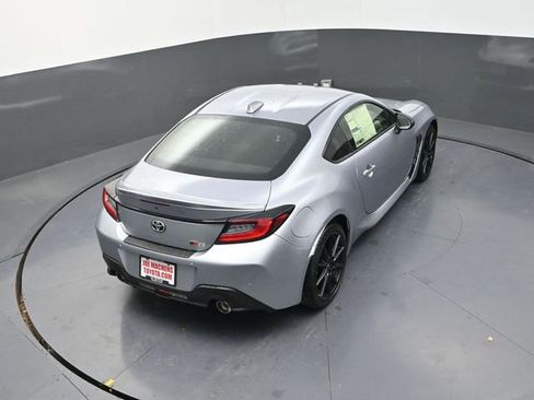 New 2025 Toyota GR86 Premium RWD image 21
