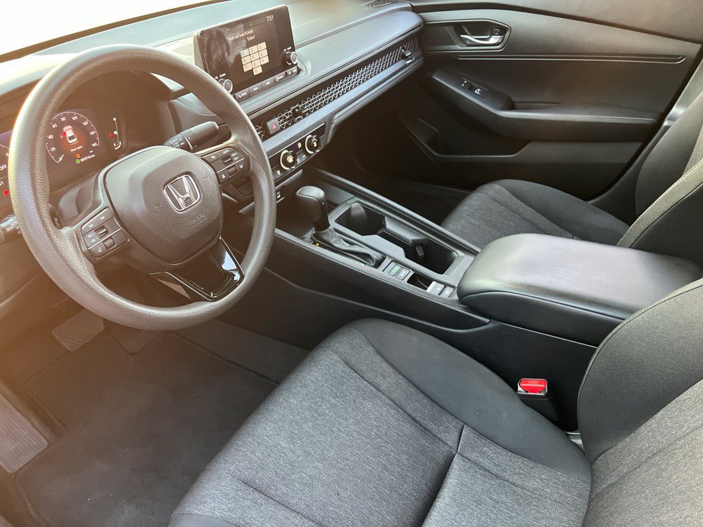 Used 2023 Honda Accord LX image 19