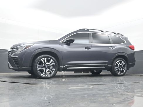 Used 2024 Subaru Ascent Limited image 26