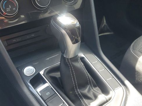 Used 2024 Volkswagen Tiguan S image 29