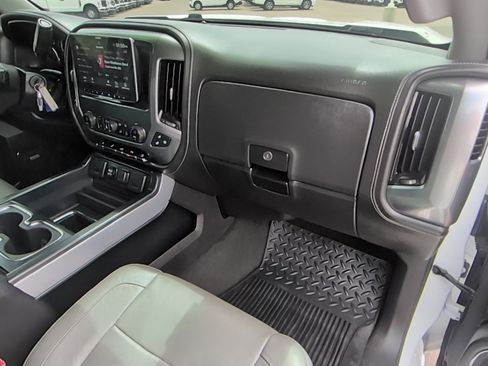 Used 2016 Chevrolet Silverado 1500 LTZ Z71 w/ LTZ Plus Package AWD/4WD image 28