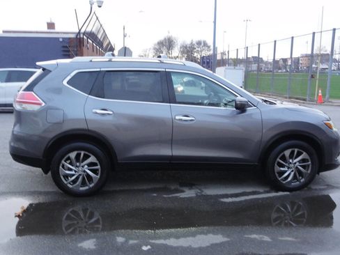 Used 2015 Nissan Rogue SL w/ SL Premium Package image 32