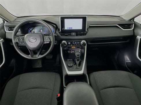 Certified 2025 Toyota RAV4 XLE image 29