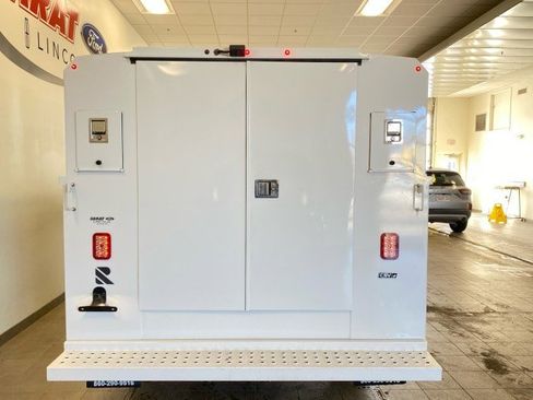 Used 2022 Ford Transit 350 w/ Exterior Upgrade Package image 7