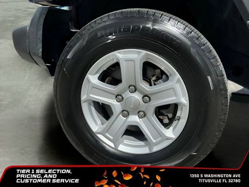 Used 2021 Jeep Wrangler Unlimited Sport AWD/4WD image 28
