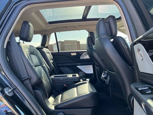 Used 2022 Lincoln Aviator Reserve w/ Equipment Group 201A AWD/4WD image 19