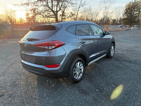 Used 2017 Hyundai Tucson SE image 5