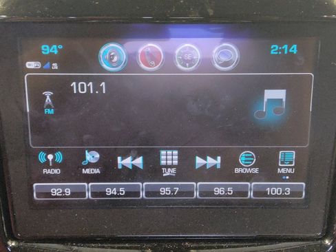 Used 2019 Chevrolet Traverse LT FWD image 25