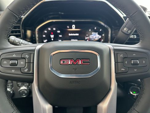 New 2025 GMC Sierra 1500 SLE w/ Preferred Package image 23