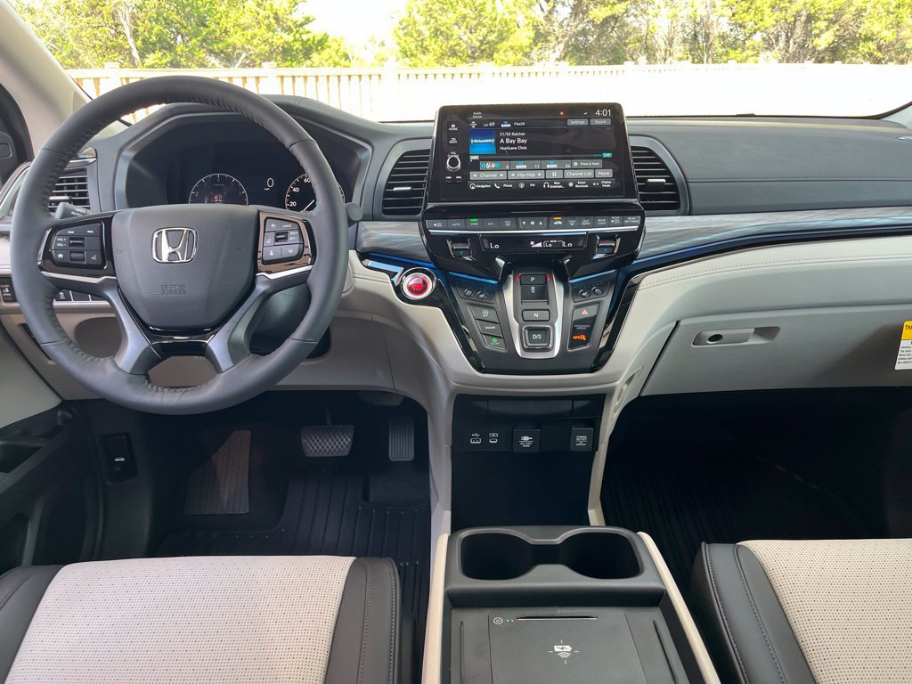 New 2027 Honda Odyssey Elite image 9