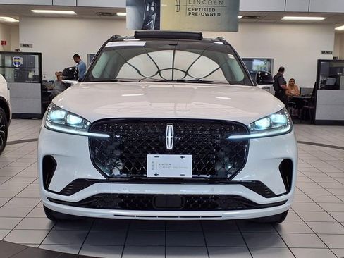 Certified 2026 Lincoln Aviator Reserve w/ Luxury Package RWD image 21