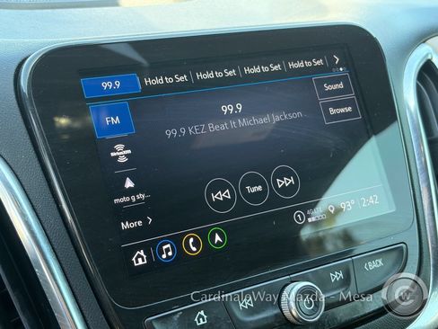 Used 2022 Chevrolet Equinox Premier FWD image 19