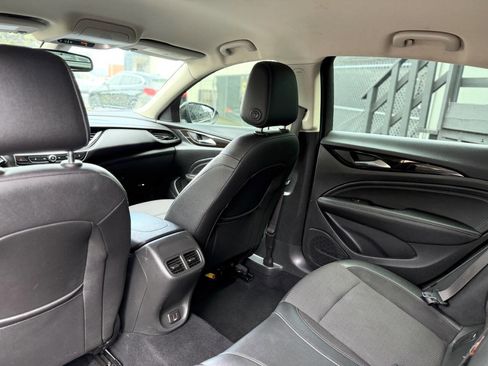 Used 2019 Buick Regal Preferred FWD image 15