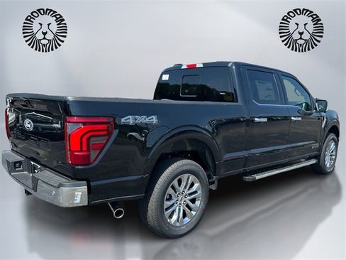 New 2025 Ford F150 Lariat w/ Equipment Group 502A High image 5
