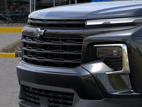 New 2026 Chevrolet Traverse LT w/ Midnight/Sport Edition AWD/4WD image 13