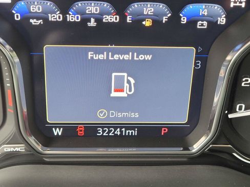 Used 2022 GMC Sierra 2500 Denali w/ Denali Ultimate Package AWD/4WD image 27
