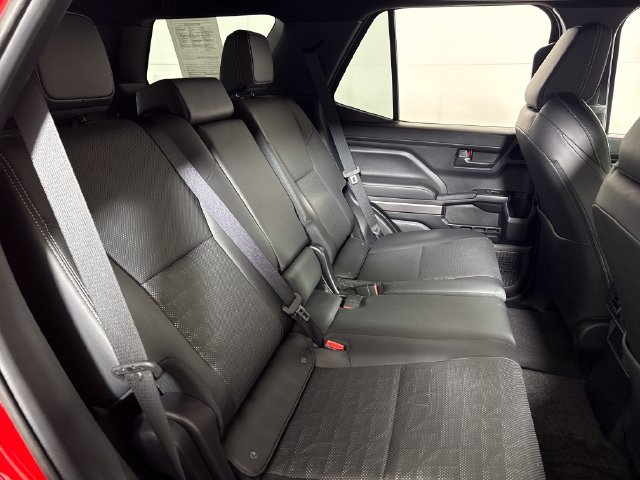Certified 2025 Toyota 4Runner TRD Sport Premium w/ Tow Technology Package AWD/4WD image 15