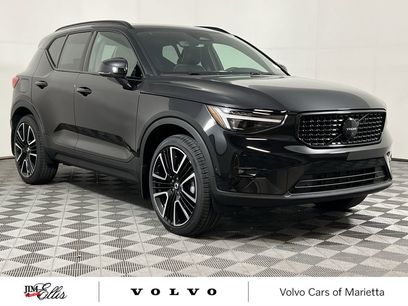 New 2026 Volvo XC40 B5 Ultra w/ Climate Package