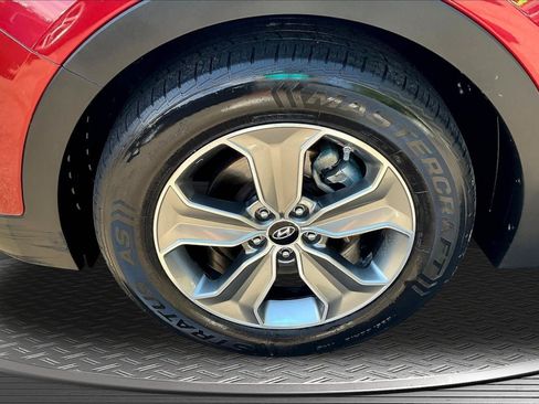 Used 2015 Hyundai Santa Fe GLS AWD/4WD image 32
