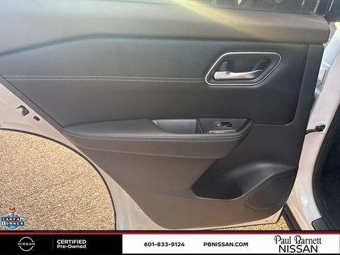 Certified 2021 Nissan Rogue Platinum FWD image 28