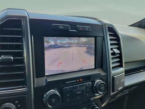 Used 2019 Ford F150 XLT w/ Equipment Group 302A Luxury AWD/4WD image 27