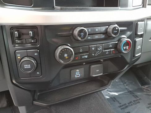 Used 2024 Ford F350 XLT w/ XLT Value Package AWD/4WD image 26