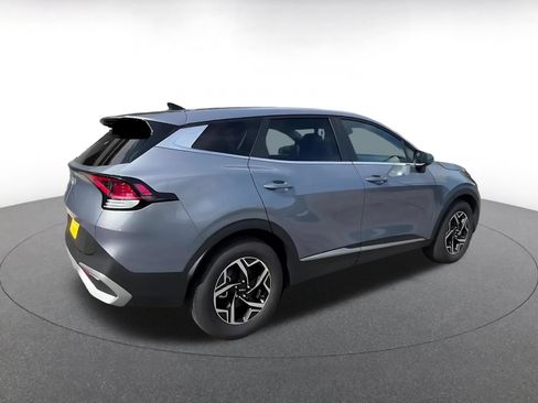 Used 2025 Kia Sportage LX FWD image 13