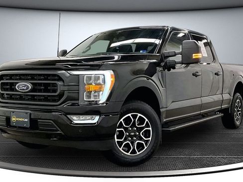Used 2022 Ford F150 XLT w/ Equipment Group 302A High AWD/4WD image 3