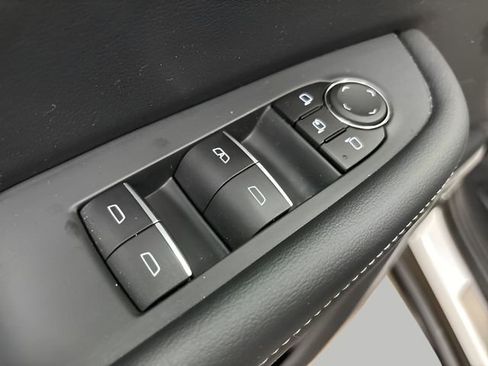 Used 2025 Buick Enclave Sport Touring image 11