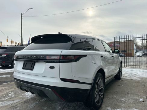 Used 2020 Land Rover Range Rover Velar R-Dynamic S image 4