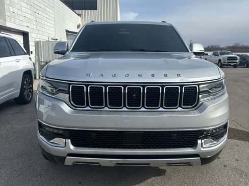 Used 2022 Jeep Wagoneer Series III w/ Convenience Group I image 2