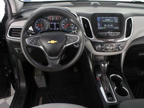 Used 2019 Chevrolet Equinox LS image 10
