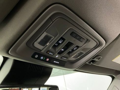 Used 2022 GMC Sierra 1500 Denali AWD/4WD image 24