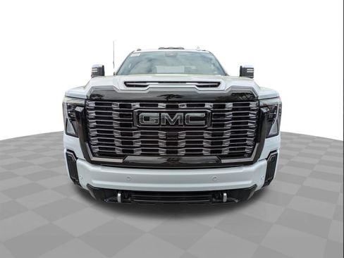New 2026 GMC Sierra 2500 Denali Ultimate image 9