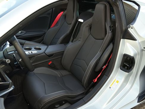 Used 2026 Chevrolet Corvette ZR1 image 16