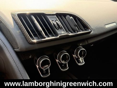 Used 2018 Audi R8 V10 plus AWD/4WD image 33