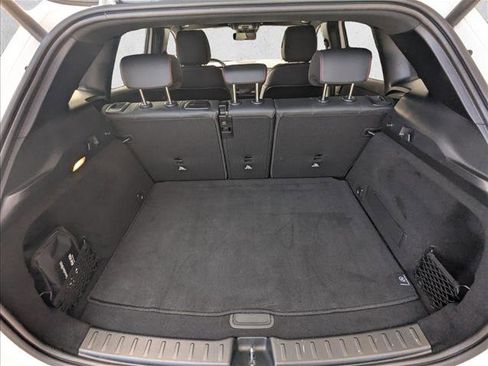 Certified 2025 Mercedes-Benz GLA 250 image 6