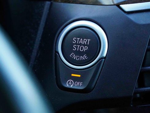 Used 2019 BMW X3 xDrive30i w/ Executive Package image 18